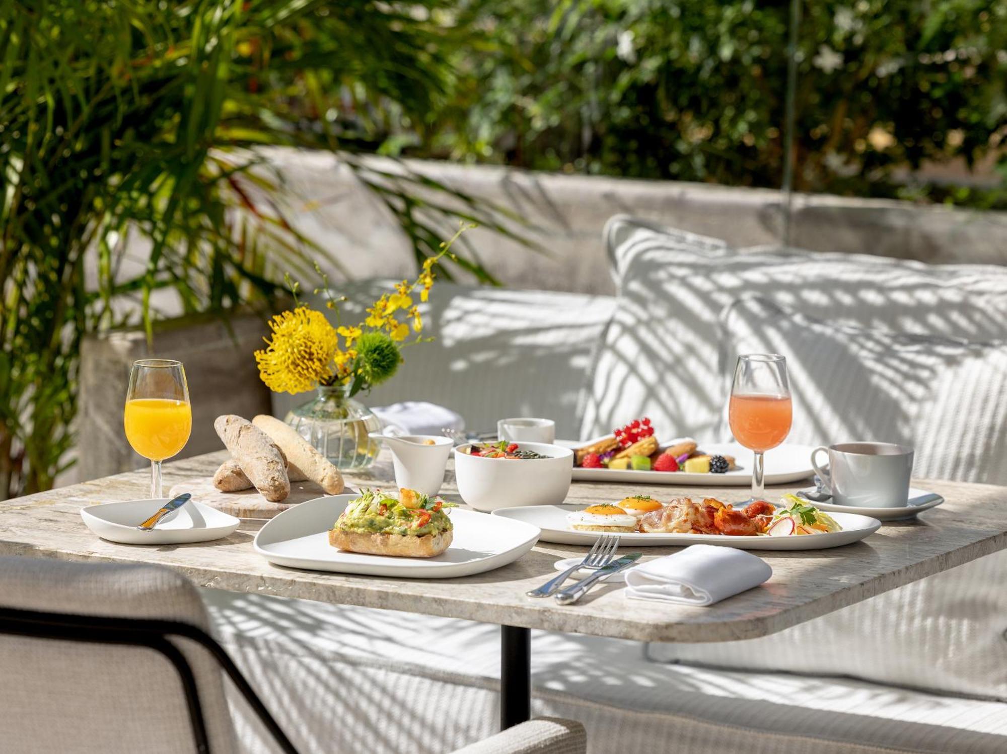 The Dolli At Acropolis, A Hotel To Live Athens Ngoại thất bức ảnh
